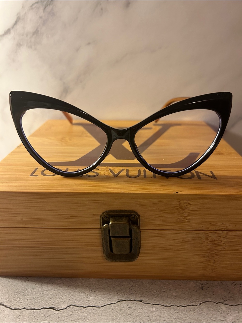 Black Cat-Eye Women's Glasses